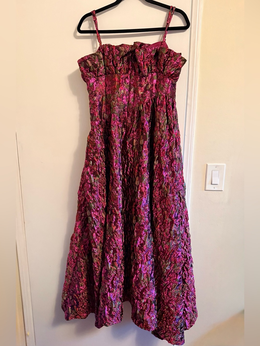 Elliatt Camellia Strapless Gown - Picture 6 of 11